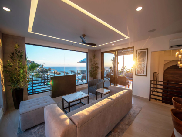 Luxurious 6-Bedroom Villa in Pedregal, Cabo San Lucas